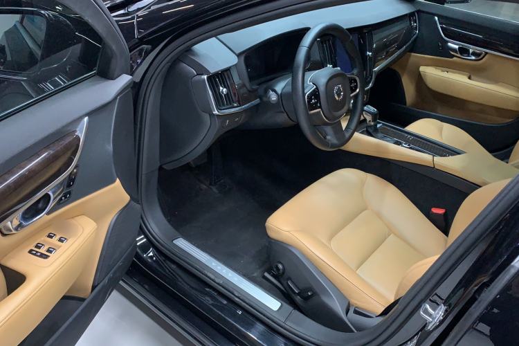 Used Volvo S90 2017 T4 Zhiyuan Edition