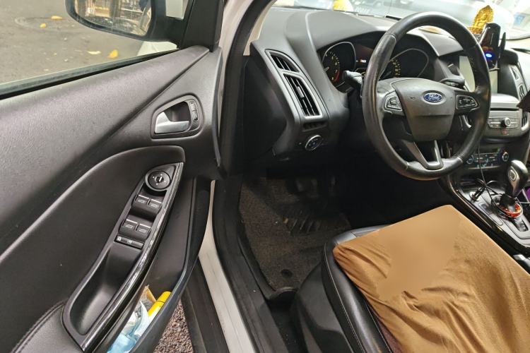 Used Ford Focus 2015 Sedan EcoBoost 180 Automatic Elite Model
