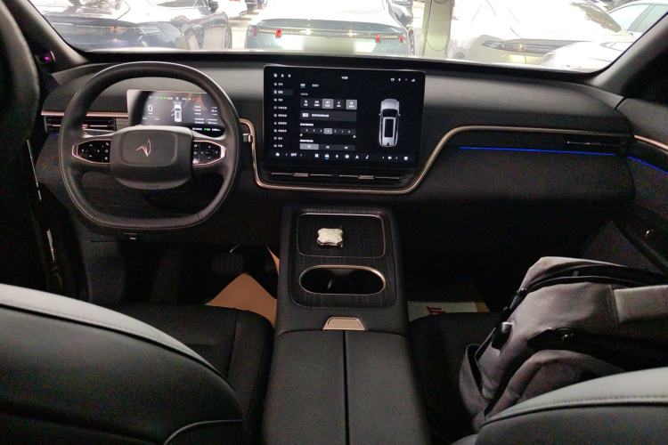 Used Dongfeng eπ eπ008 2024 210Max Range-Extended Version 6 Seats