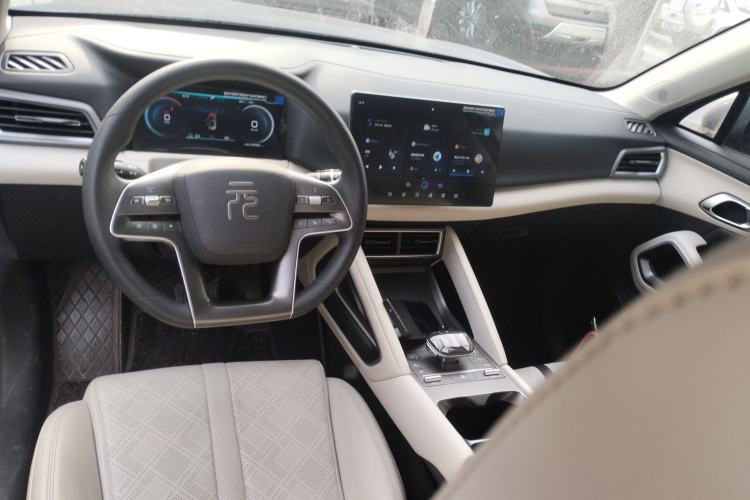 Used BYD Yuan UP 2024 401KM Beyond Edition
