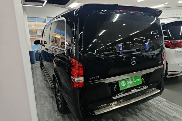 Used Mercedes-Benz Vito 2021 2.0T Elite Version 7 Seats Rear Left 45 Deg