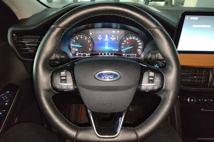 Used Ford Escape 2020 EcoBoost 245 Two-Wheel-Drive Titanium Edition