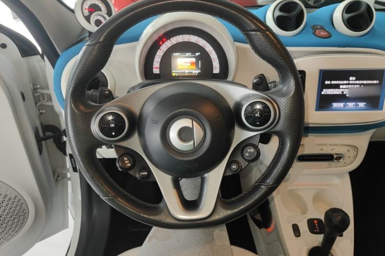 Used smart forfour 2016 0.9T 66 kW Ultimate Edition
