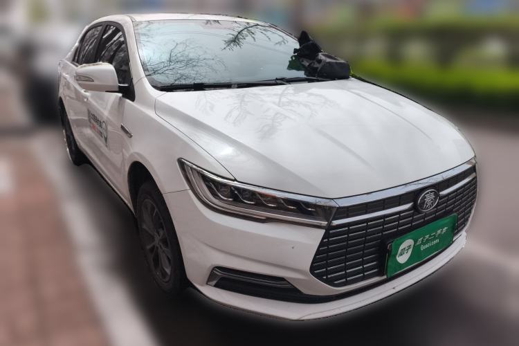 Used BYD Qin New Energy 2021 Travel Edition Front Right 45 Deg