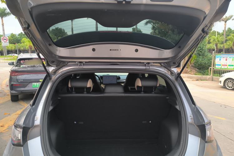 Used BYD Dolphin 2023 420 km Free Version
