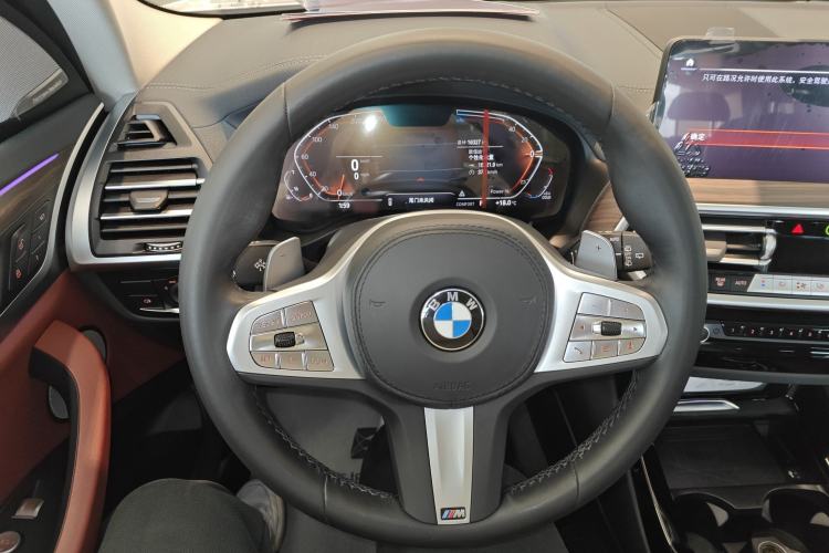 Used BMW X3 2023 Restyled xDrive30i Leading Edition M Night Sky Package Steering Wheel