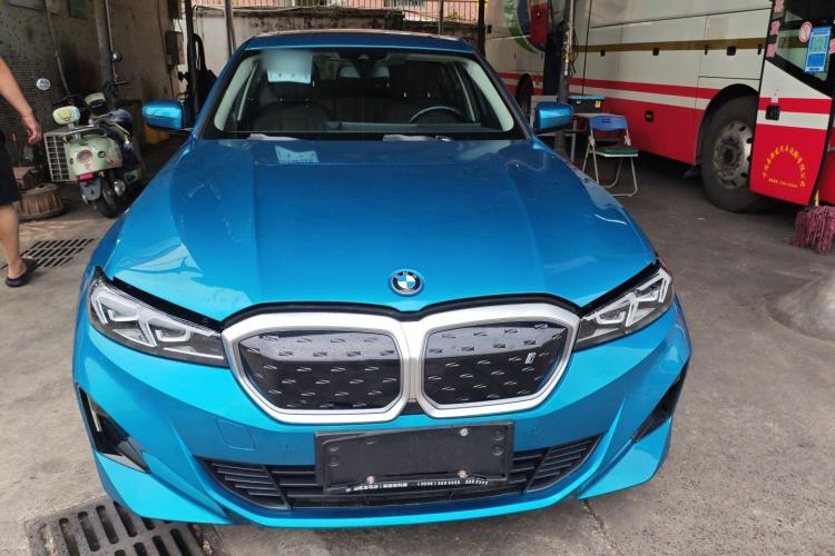 Used BMW i3 2022 eDrive 35 L
