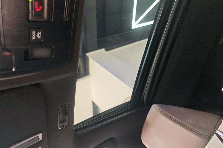 Used Lexus ES 2021 300h Deluxe Edition