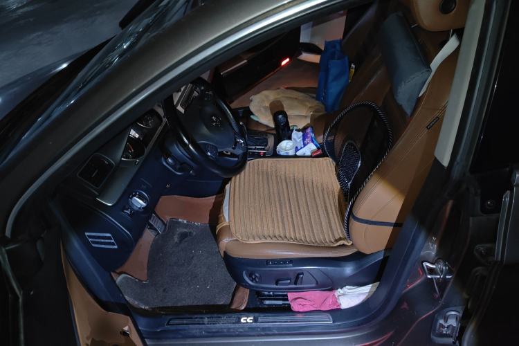 Used Volkswagen FAW-Volkswagen CC 2012 1.8TSI Luxury Model Left Front Seat