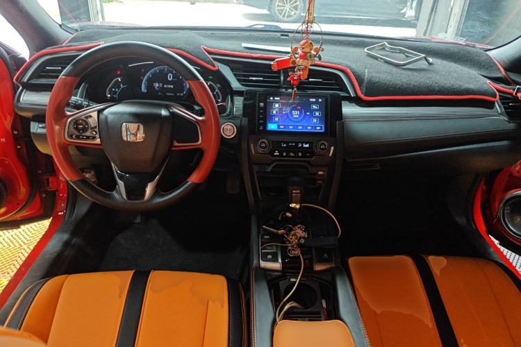 Used Honda Civic 2021 HATCHBACK 220TURBO CVT New Trendsetter
