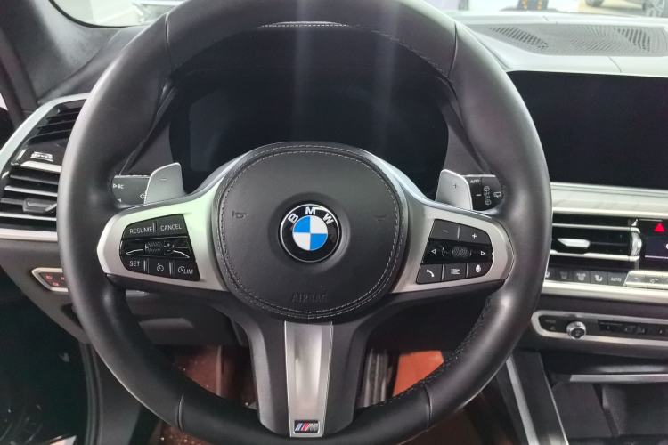 Used BMW X7 2021 xDrive40i Luxury M Sport Package
