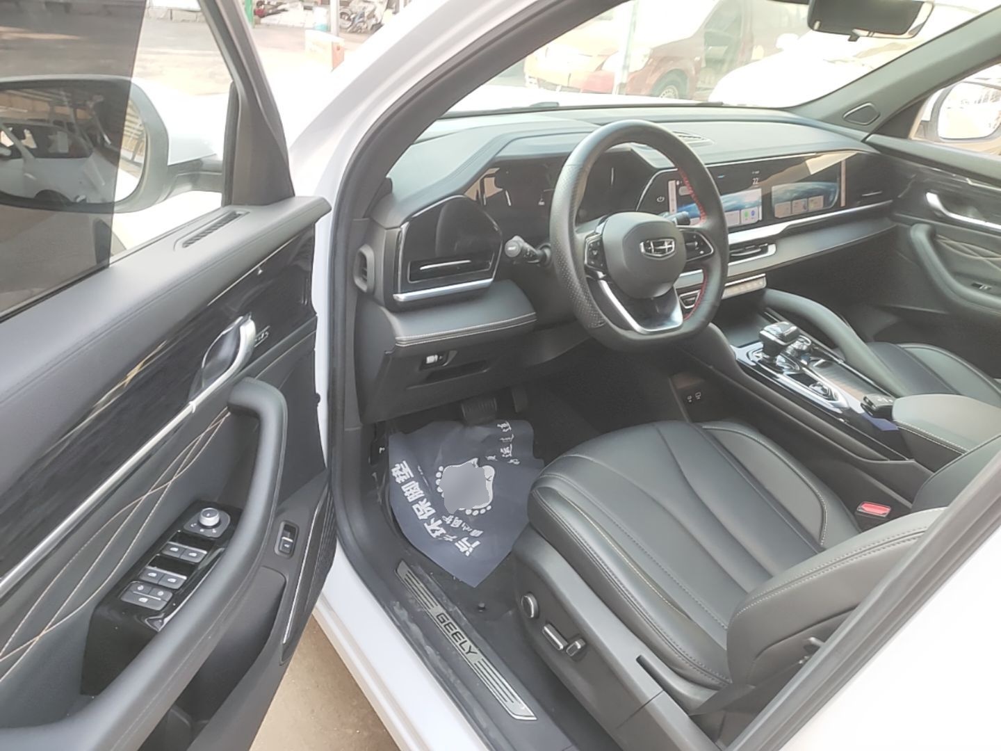 Geely Auto Monjaro L 2024 2.0TD DCT EVO Two-Wheel Drive Prestige Version — снимка 18