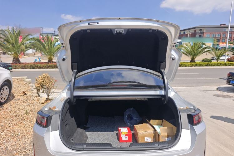 Used CHANGAN NEVO A05 2025 Truly Delicious Version 145 Excellence Edition Trunk