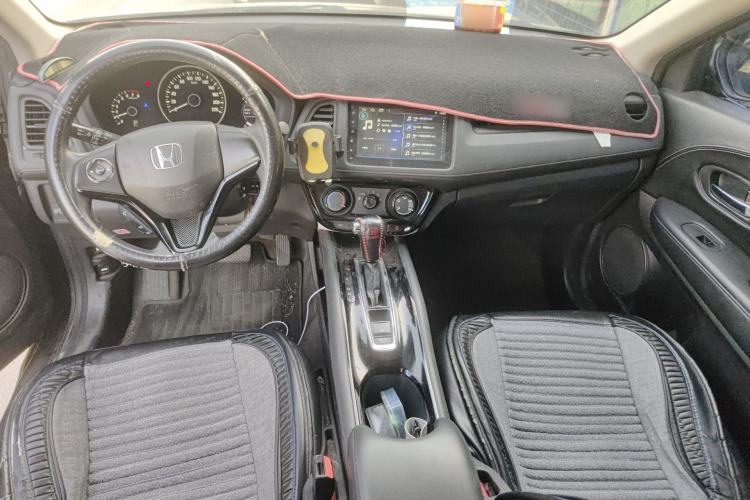 Used Honda Vezel 2017 1.5L CVT 2WD Comfort Model Center Console