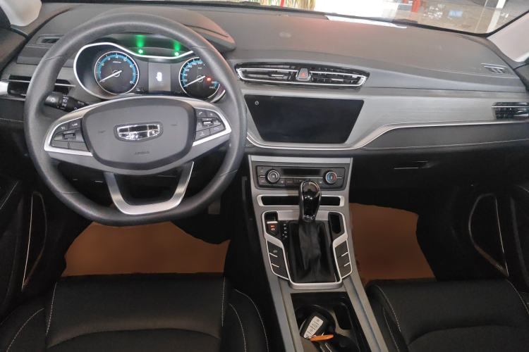 Used Geely Auto Emgrand 2021 UP 1.5L CVT Luxury Model Center Console