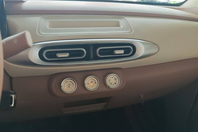 Used Wuling Hongguang MINIEV 2025 Four-Door Version Advanced Edition