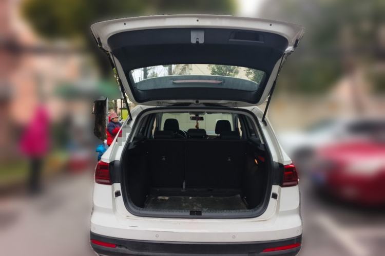 Used Volkswagen Tharu 2021 280TSI Two-Wheel-Drive Luxury Edition