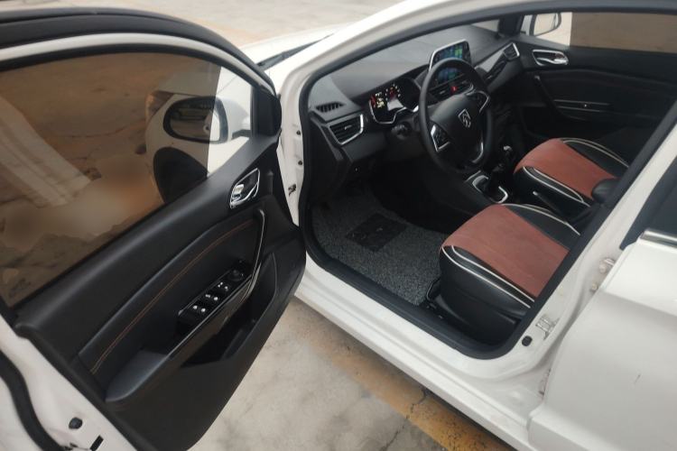 Used Baojun 310 2016 1.2L Manual Luxury Model