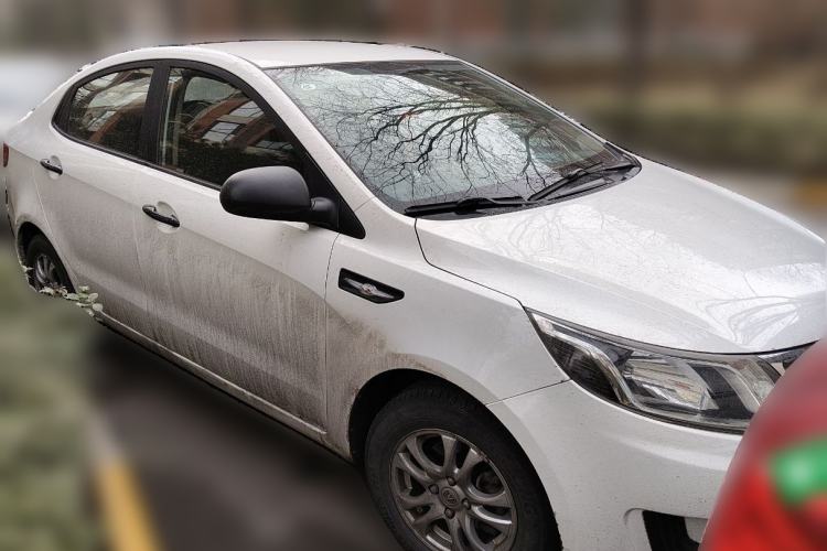 Used Kia K2 2015 Sedan 1.4L Manual Transmission GL