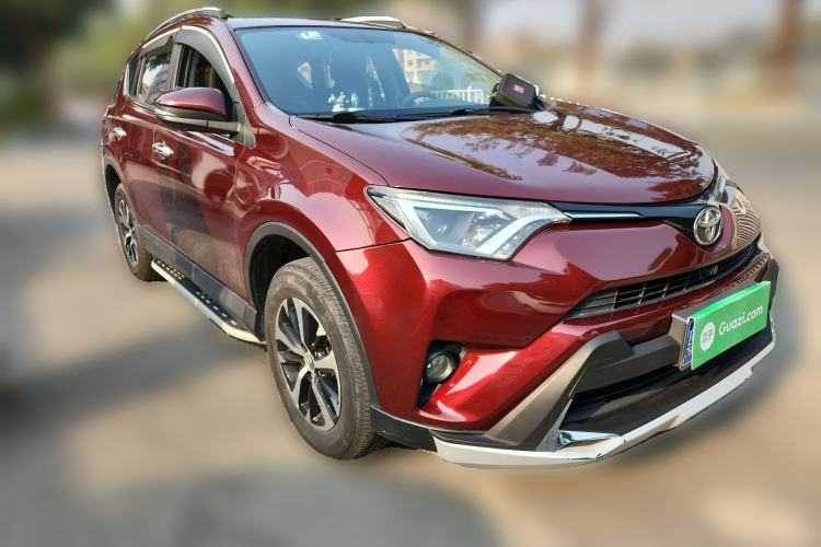 Used Toyota RAV4 2016 2.0L CVT Two-Wheel Drive Fashion Edition China V Standard