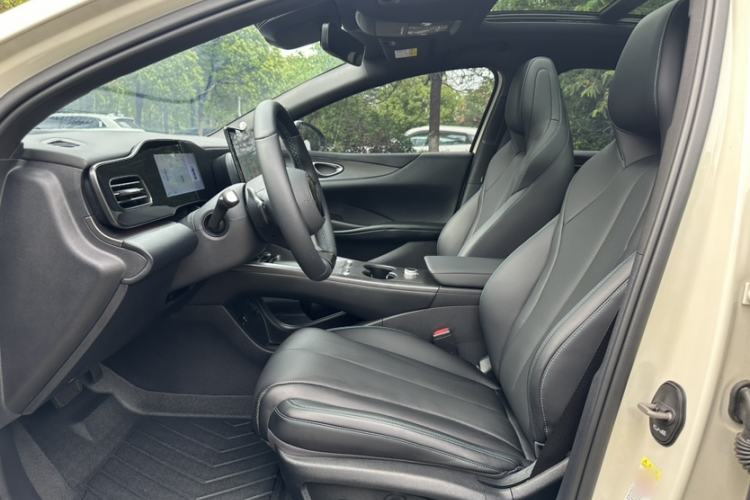 Used BYD Seal 06 New Energy 2025 EV 545KM Flagship Edition Interior 8