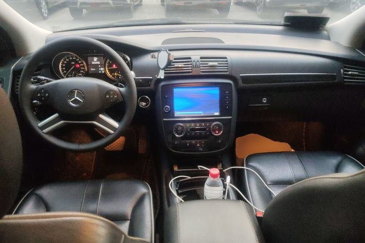 Used Mercedes-Benz R-Class 2017 R 320 4MATIC Business Edition Prestige Model