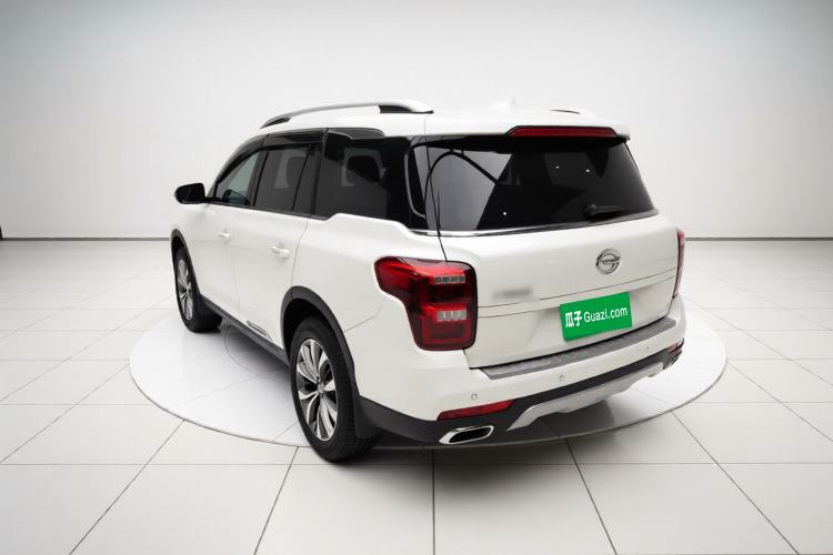 Used GAC Trumpchi GS8 2017 320T Two-Wheel Drive Luxury Smart Connectivity Version (7 Seats) Exterior 3