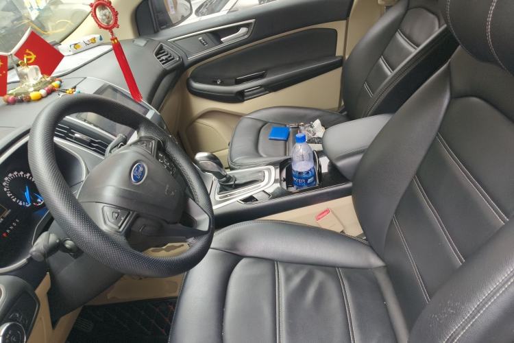 Used Ford Edge 2016 EcoBoost 245 Two-Wheel-Drive Titanium 5-Seater
