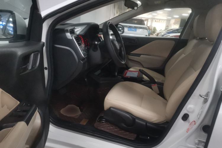 Used Honda City 2015 1.5L CVT Comfort Version Driver Seat