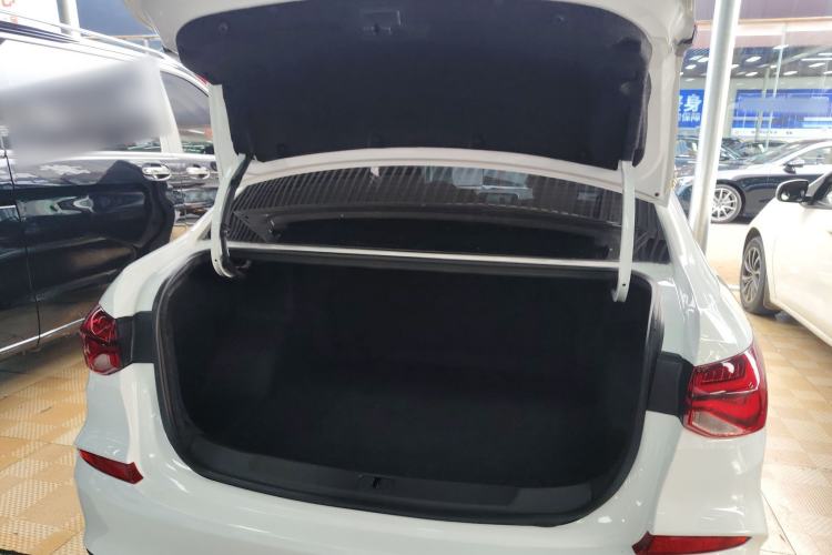 Used Chevrolet Monza 2022 320 Automatic Enjoyment Sunroof Version
