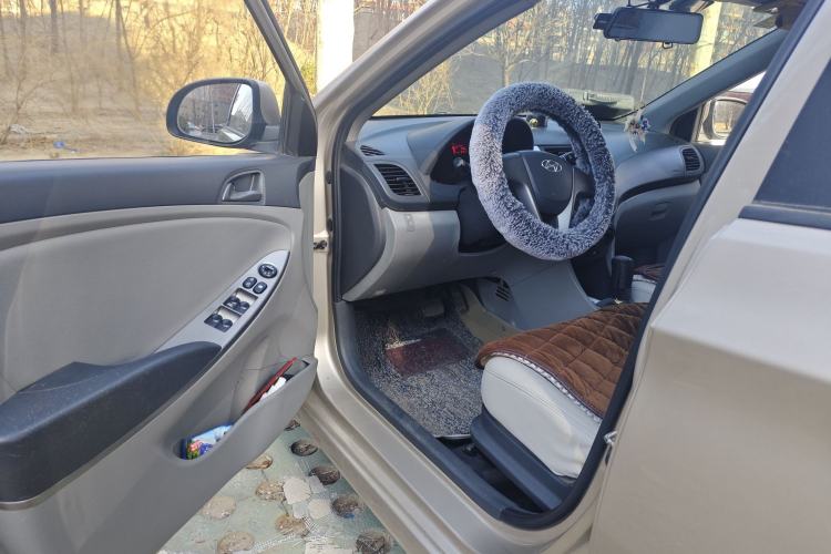 Used Hyundai Verna (older generation) 2014 1.4L Automatic Smart GLS
