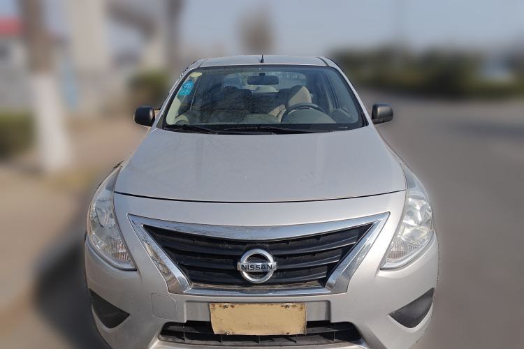 Used Nissan Sunny 2015 1.5XE Manual Comfort Edition
