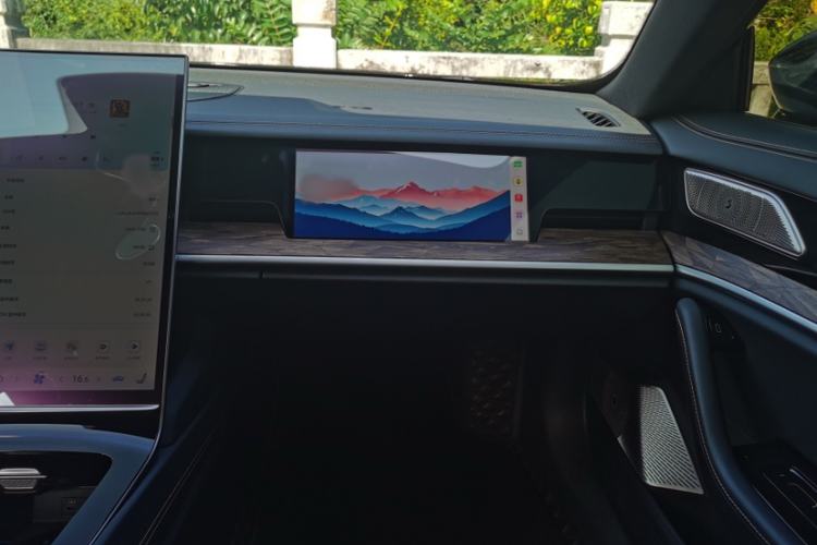 Used NETA S 2022 Extended-Range Version 1160 km Range Rear-Wheel Drive Mid-Grade
