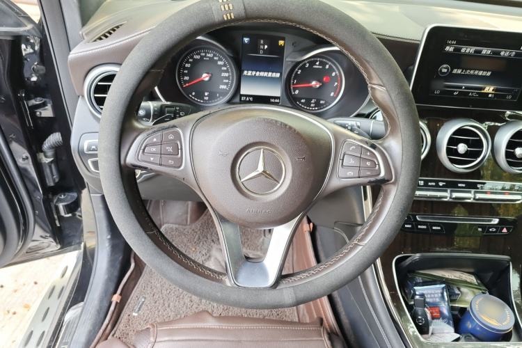 Used Mercedes-Benz GLC 2017 GLC 260 4MATIC Luxury Model
