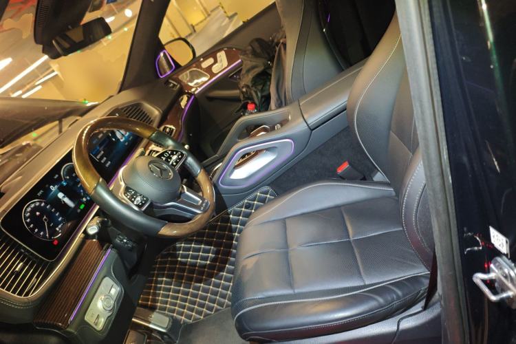 Used Mercedes-Benz Maybach GLS 2022 GLS 600 4MATIC Celebration Edition Left Front Seat