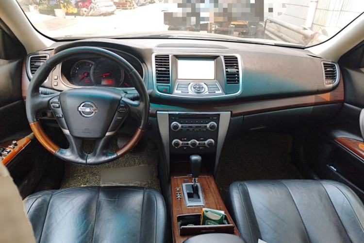 Used Nissan Teana 2008 2.5L XL Theater Edition Center Console