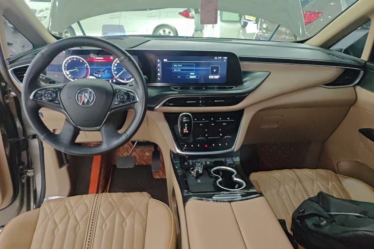 Used Buick GL8 2020 ES Land Cruiser 653T Luxury Model Center Console