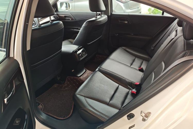 Used Honda Accord 2016 2.4L Luxury Edition
