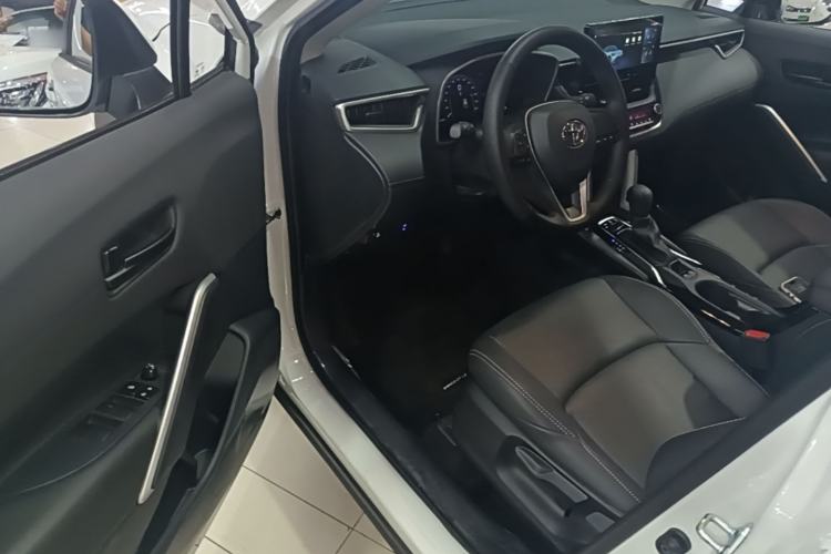 Used Toyota FRONTLANDER 2024 2.0L CVT Elite Plus Edition