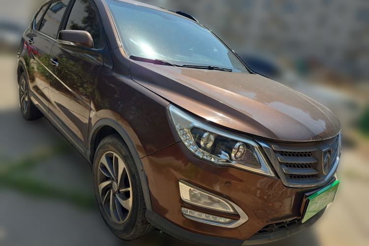 Used Baojun 560 2016 1.8L Manual Luxury Edition
