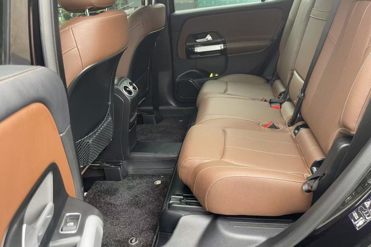 Used Mercedes-Benz GLB 2024 Refresh GLB 220 Fashion Edition Left Rear Seat