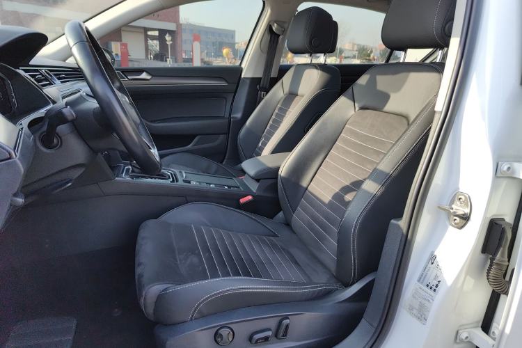 Used Volkswagen Magotan 2020 330TSI DSG Luxury Edition