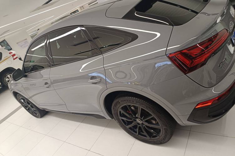 Used Audi Q5L Sportback 2022 40 TFSI Fashion Model