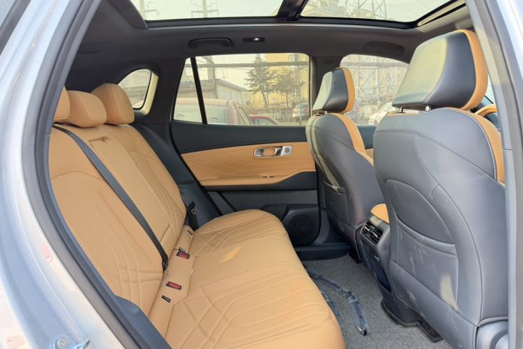 Used Geely Galaxy Galaxy Xingjian 7 EM-i 2025 120km Launch+ Version
