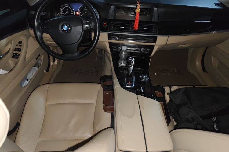 Used BMW 5 Series 2011 523Li Leading Model