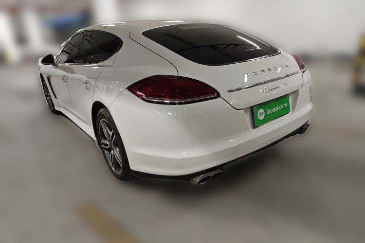 Used Porsche Panamera 