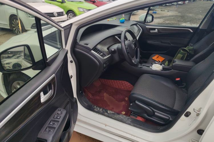 Used Honda Jade 2017 1.8L automatic Comfort version 5 seats