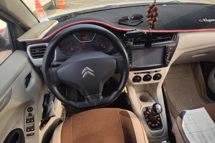 Used Citroen Elysee 2013 Sedan Classic 1.6L Manual with Tech Sunroof
