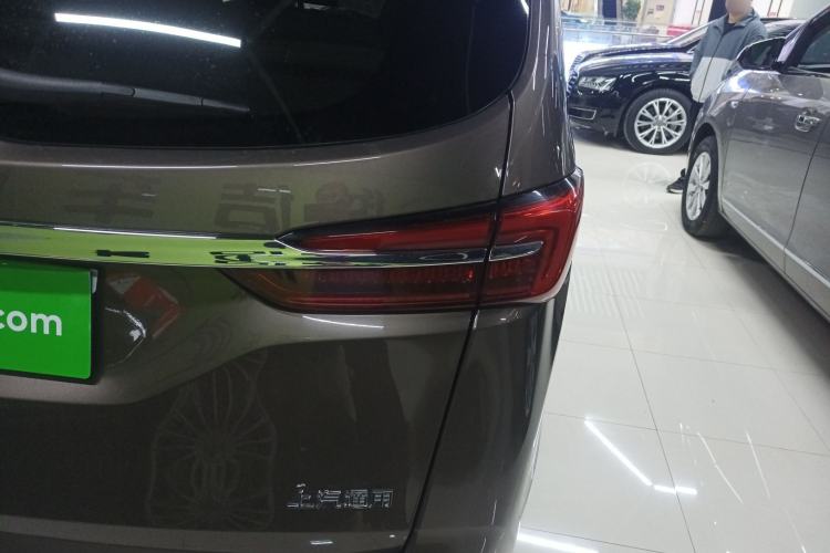 Used Buick GL8 2022 Land Business Class 652T Luxury Model Exterior 3