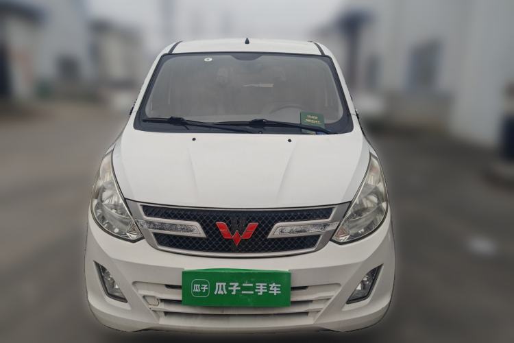 Used Wuling Rongguang V 2015 1.5L Base Version
